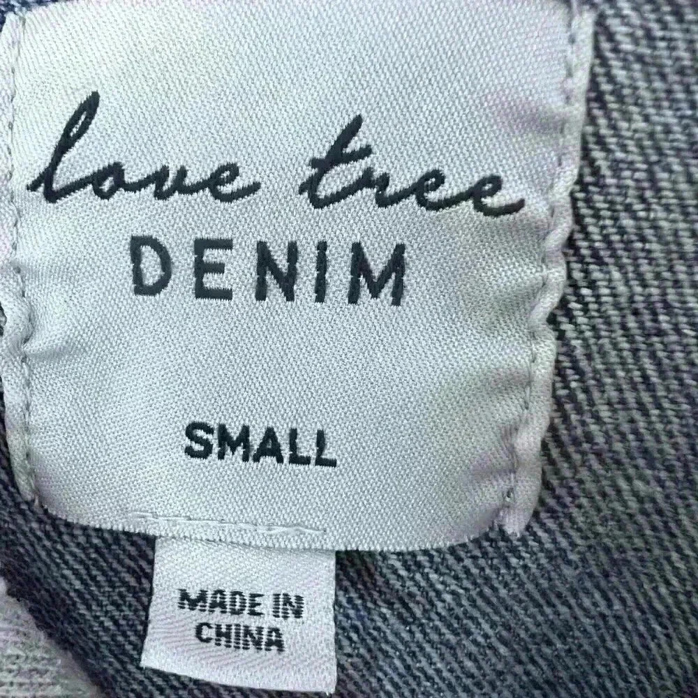 Love Tree Denim Jean Jacket Hoodie Button Medium Wash Womens Size Small - Picture 4 of 6
